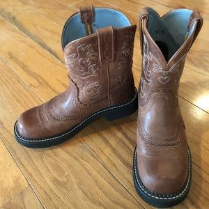 Women’s Ariat boots